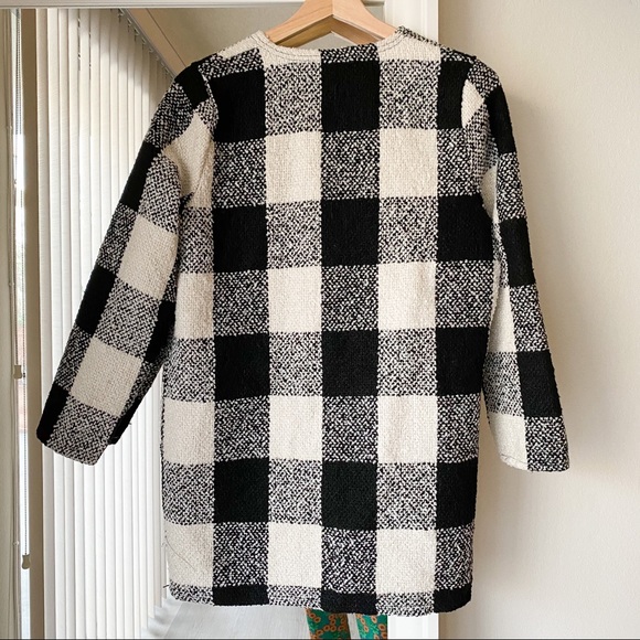Black and white checkered/plaid tweed cardigan - Picture 5 of 5